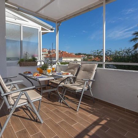 So Hvar So Good! Spacious With Terrace Apartment Hvar Town Luaran gambar