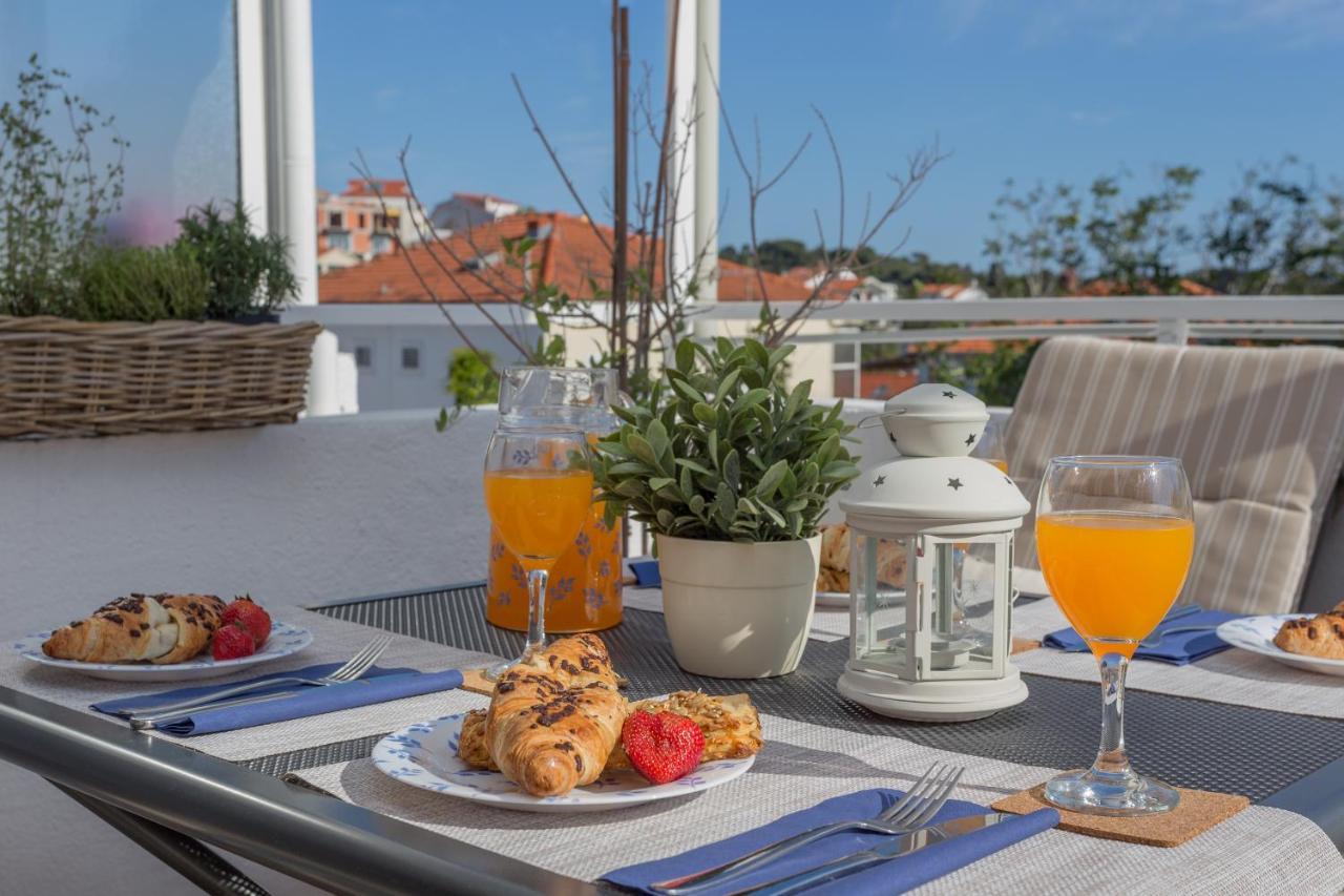 So Hvar So Good! Spacious With Terrace Apartment Hvar Town Luaran gambar