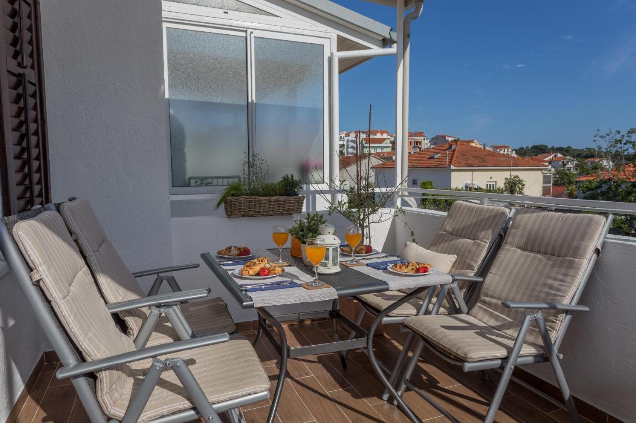 So Hvar So Good! Spacious With Terrace Apartment Hvar Town Luaran gambar