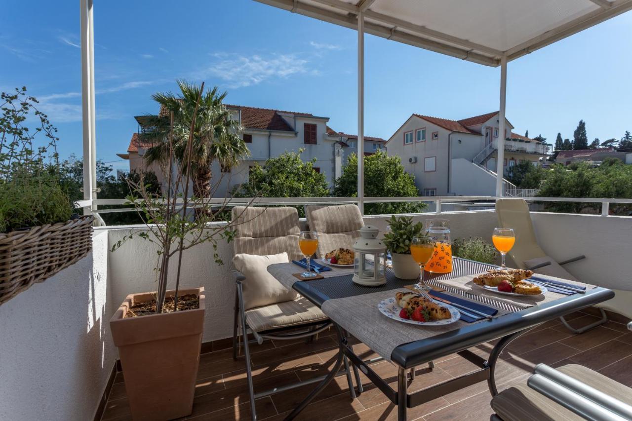 So Hvar So Good! Spacious With Terrace Apartment Hvar Town Luaran gambar