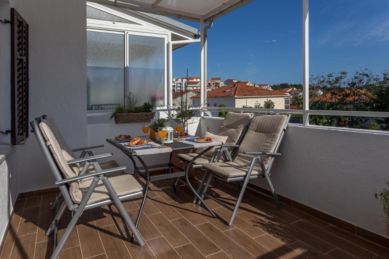 So Hvar So Good! Spacious With Terrace Apartment Hvar Town Luaran gambar