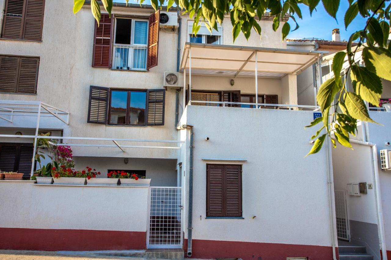 So Hvar So Good! Spacious With Terrace Hvar Town Luaran gambar